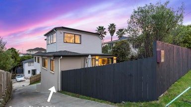  at 684 East Coast Road, Pinehill, Auckland