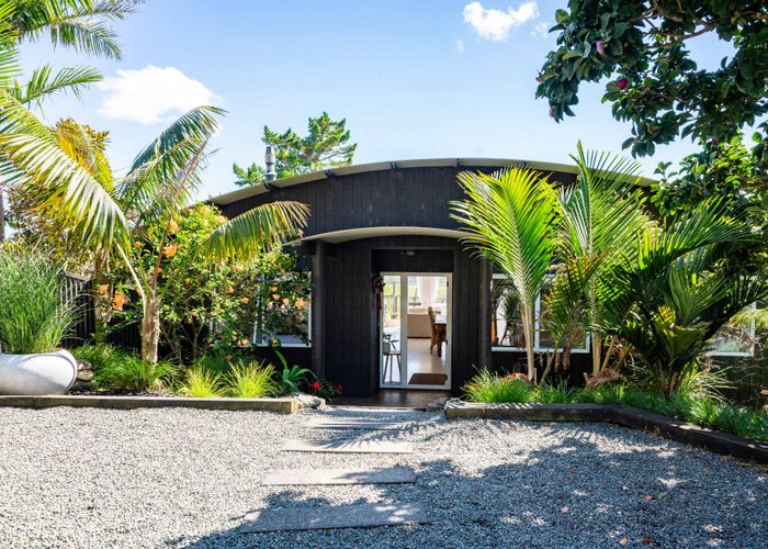  at 562 Ocean View Road, Te Arai, Wellsford
