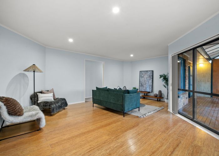  at 6B Sheriff Place, Randwick Park, Manukau City, Auckland