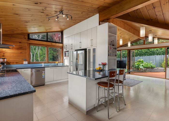  at Bucklands Beach, Manukau City, Auckland