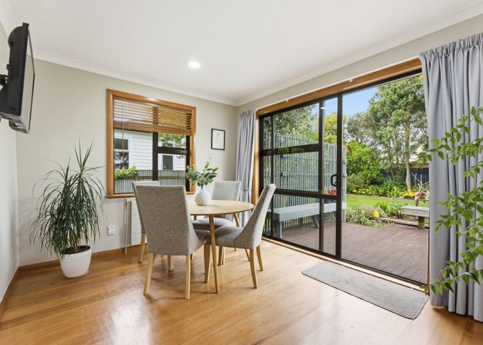  at 114 Pahiatua Street, Hokowhitu, Palmerston North, Manawatu / Whanganui