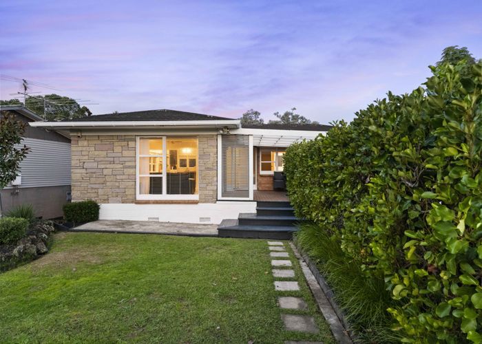  at 16 Finnerty Avenue, Howick, Auckland