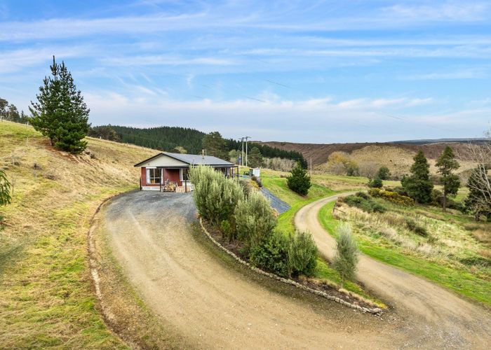 at 995 Berwick Road, Berwick, Dunedin, Otago