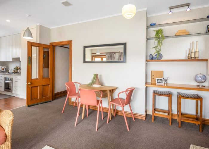  at 72 Overtoun Terrace, Hataitai, Wellington