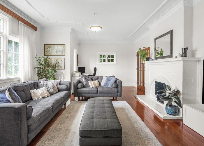  at 82 Woburn Road, Woburn, Lower Hutt