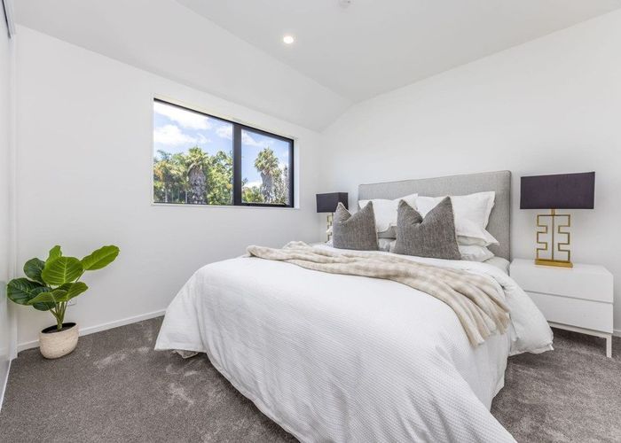  at Birkdale, North Shore City, Auckland