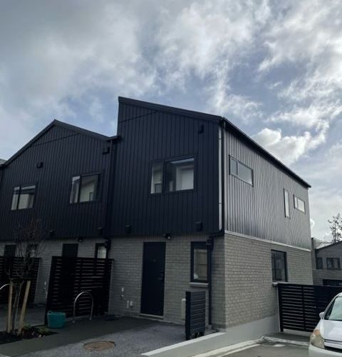  at 27/28 Westgate Drive, Westgate, Waitakere City, Auckland