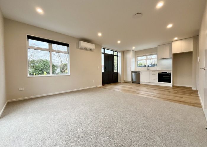  at 2/205 Cranford Street, St. Albans, Christchurch City, Canterbury