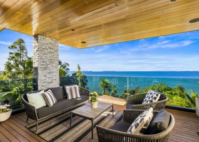  at 123A Churchill Road, Rothesay Bay, Auckland