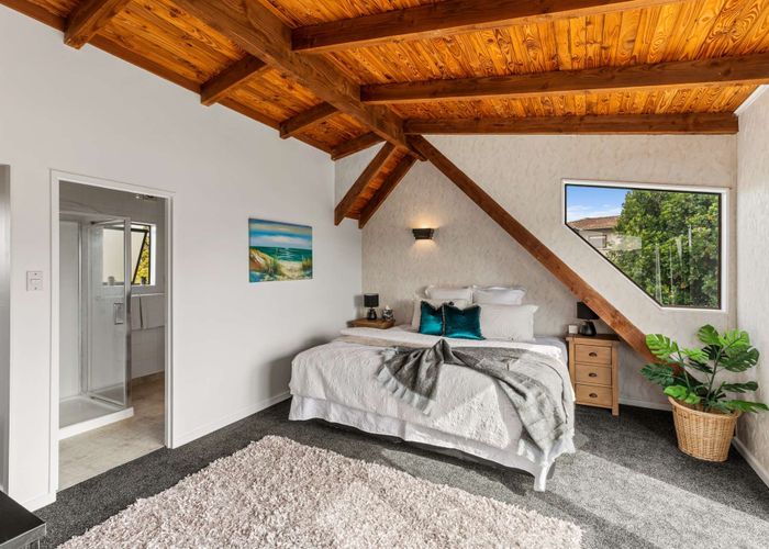  at 38 Thorburn Avenue, Red Beach, Red Beach