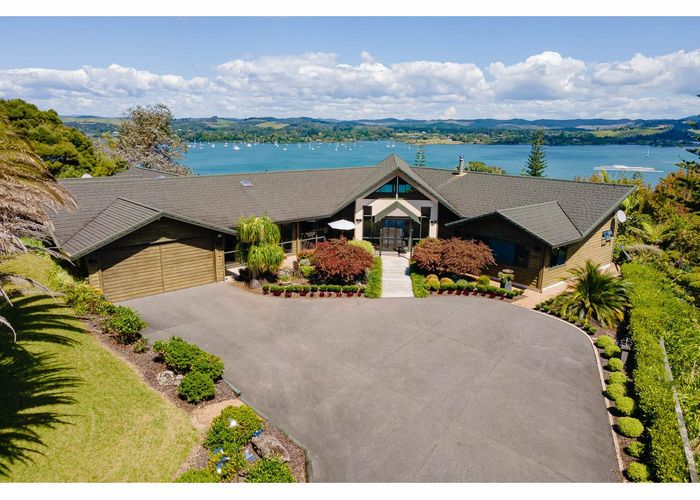 For sale 2 Doves Bay Road, Kerikeri homes.co.nz
