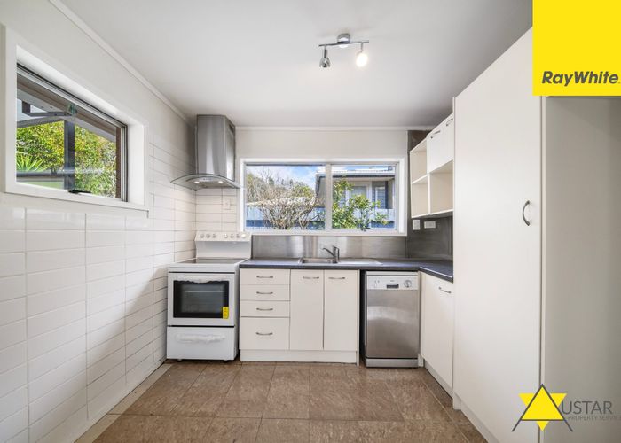  at 1/52 Edmonton Road, Henderson, Waitakere City, Auckland