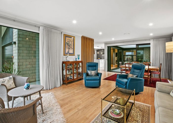  at 10 Francis Douglas Drive, Westown, New Plymouth