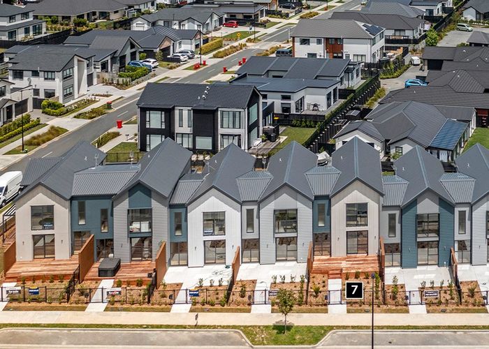  at 7/36 Henry Tayler Rise, Milldale, Rodney, Auckland