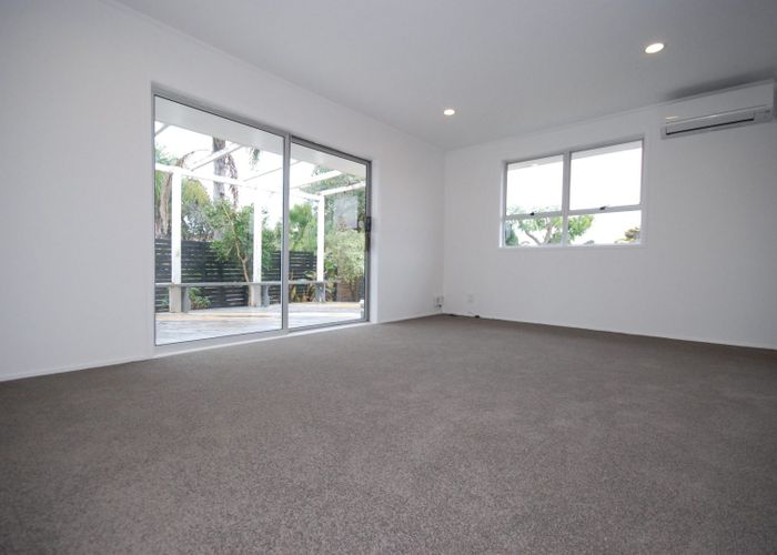  at 14 Damson Place, Bucklands Beach, Manukau City, Auckland