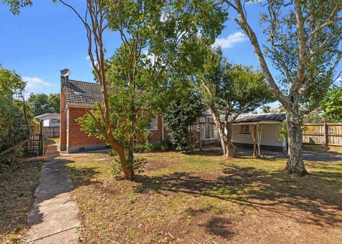  at 26 Kiwitea Street, Sandringham, Auckland