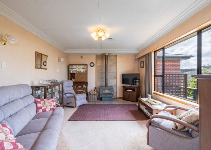  at 144 Derwent Crescent, Glengarry, Invercargill