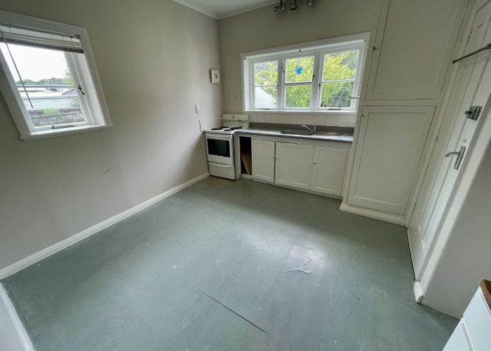  at 8 Brook Street, Waiwhetu, Lower Hutt, Wellington