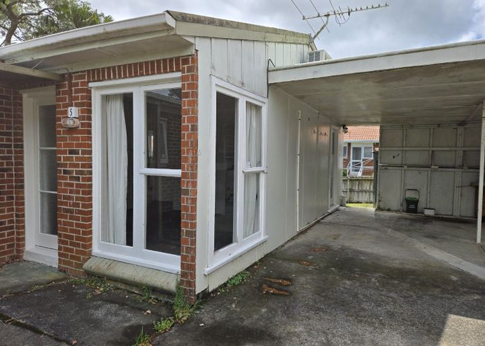  at 5/68 Titirangi Road, New Lynn, Waitakere City, Auckland