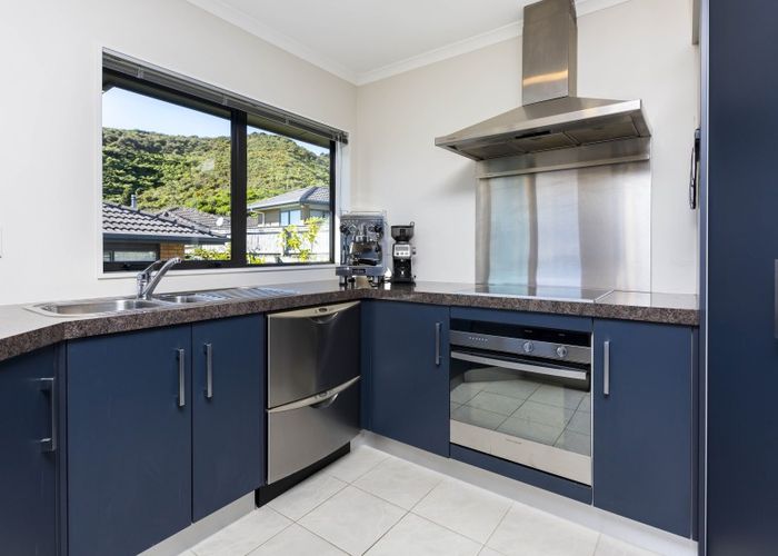  at 50 King Charles Drive, Kingsley Heights, Upper Hutt