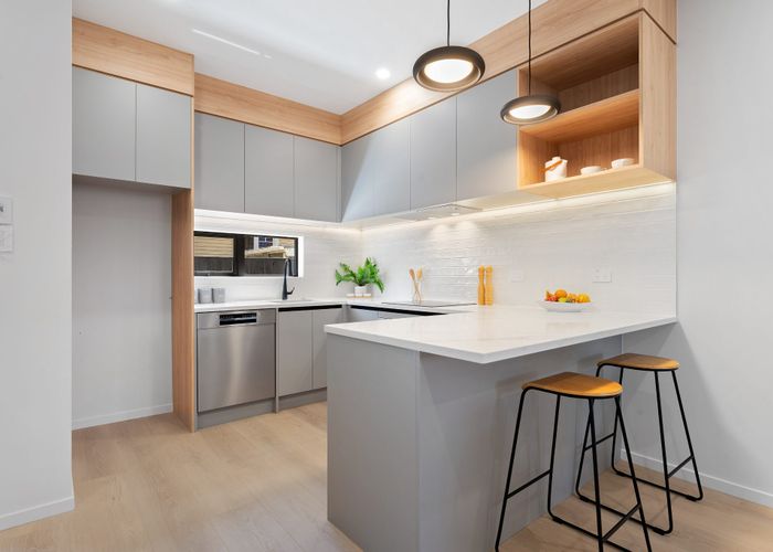  at 729B Massey Road, Mangere, Manukau City, Auckland