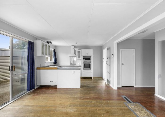  at 4 Parenga Street, Wainuiomata, Lower Hutt, Wellington