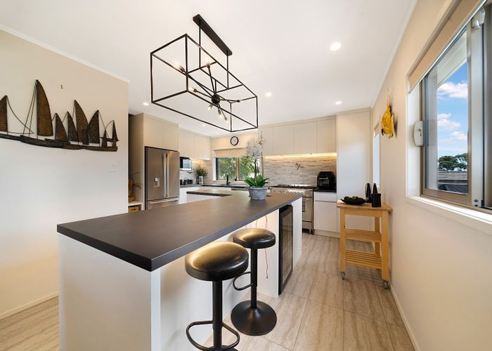  at 180 Royal Road, Massey, Waitakere City, Auckland