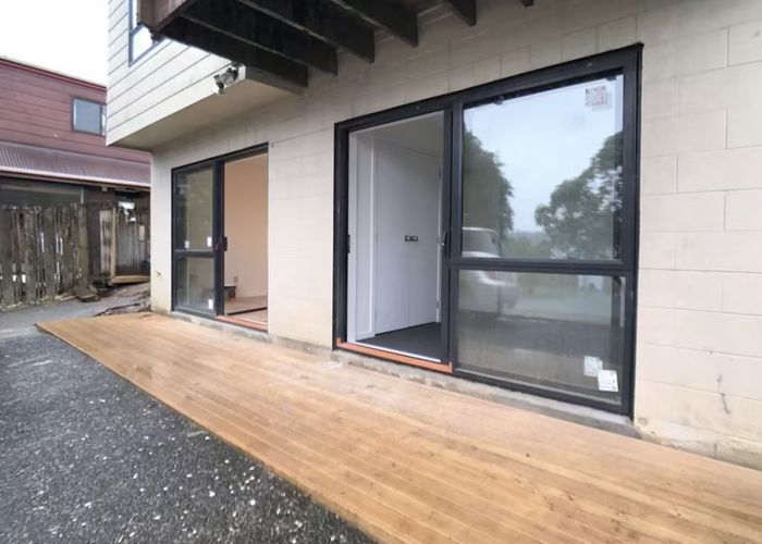  at 3 Newport, Place, Forrest Hill, North Shore City, Auckland