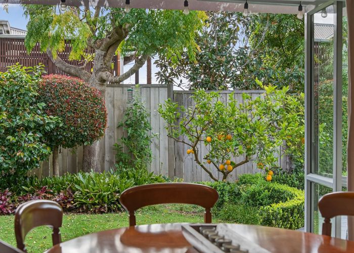  at 6A Fenwick Avenue, Milford, North Shore City, Auckland