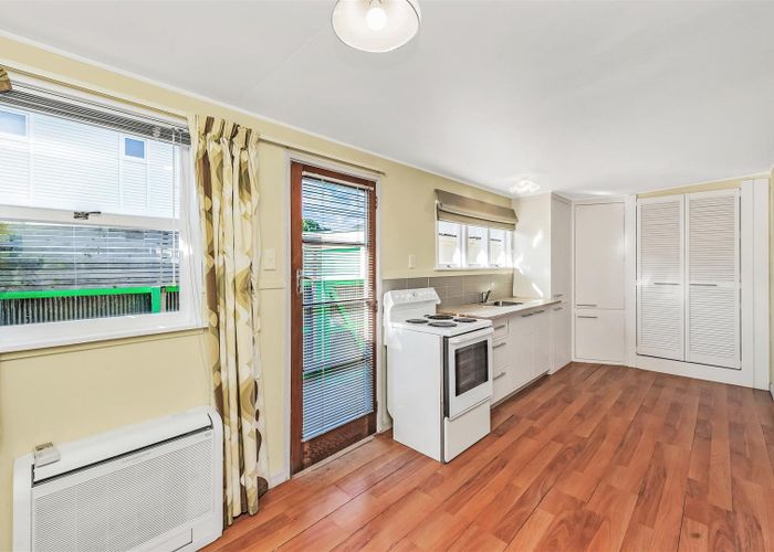  at 3/9 Hardwicke Street, Sumner, Christchurch