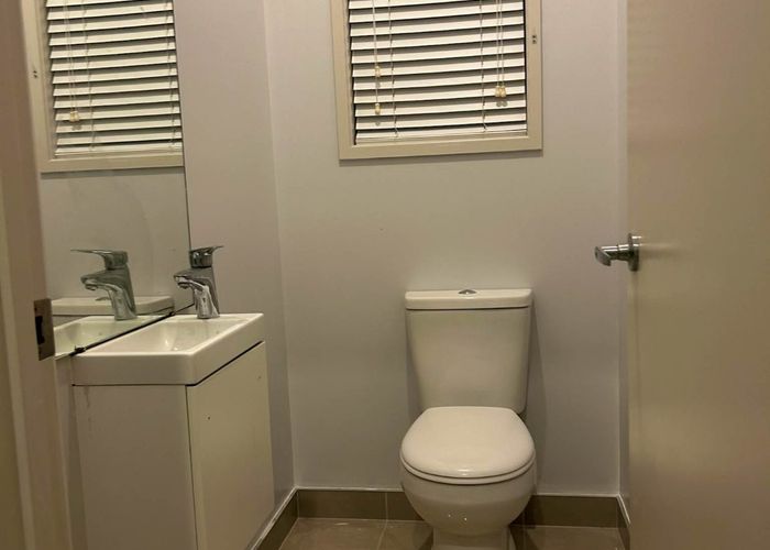  at 25a Hartland Avenue, Glendowie, Auckland City, Auckland