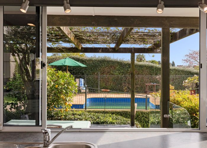  at 15 Lloyd Street, Parkvale, Tauranga, Bay Of Plenty