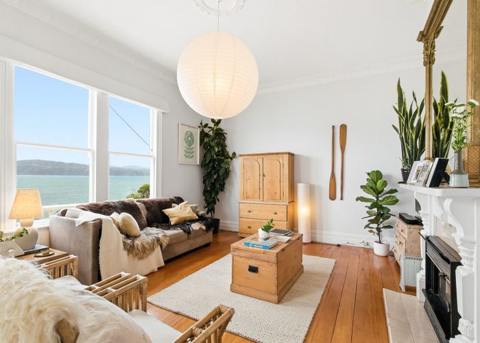  at 427 Karaka Bay Road, Karaka Bays, Wellington, Wellington