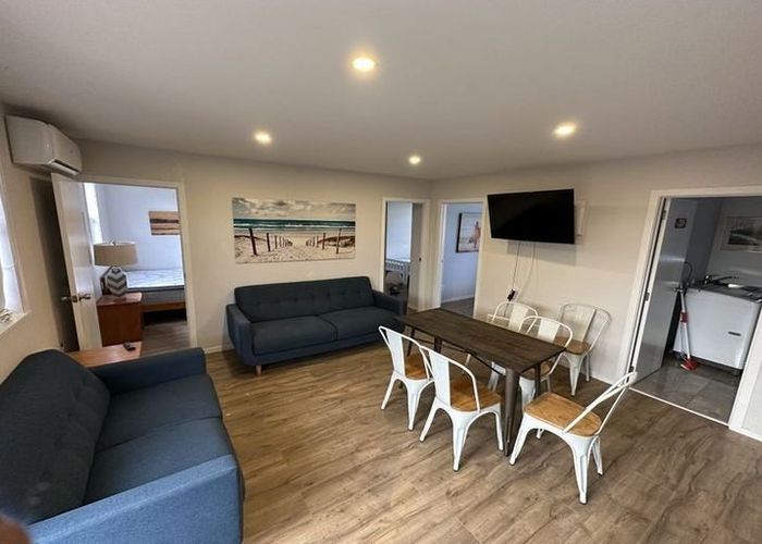  at 2/4 Sydney Street, Hauraki, Auckland