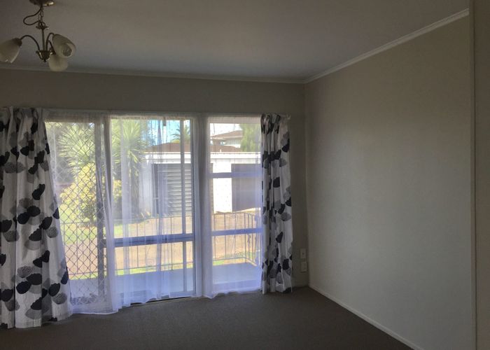  at 1/25 Wentworth Avenue, Papatoetoe, Manukau City, Auckland