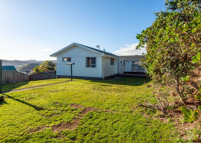  at 5 Montserrat Place, Grenada Village, Wellington, Wellington