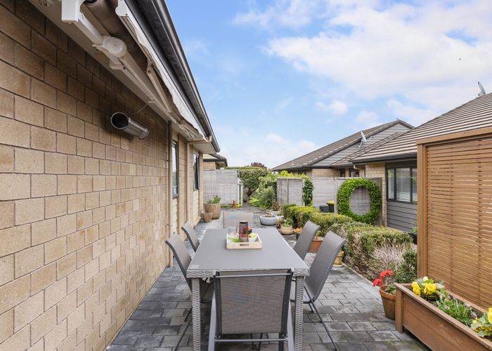  at 58 Royalle Mews, Botany Downs, Manukau City, Auckland