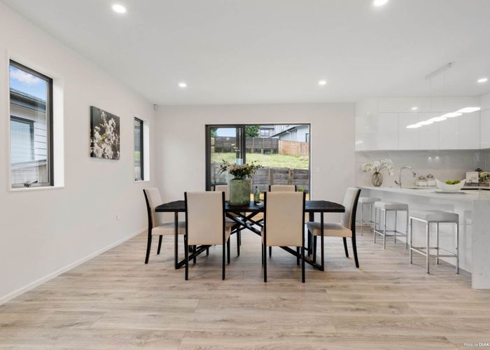  at 20 Eric Gifford Drive, Ranui, Auckland