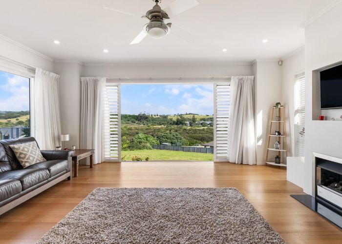  at 24 Kotanui Avenue, Army Bay, Whangaparaoa