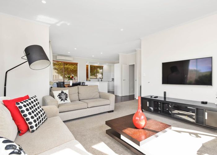  at 102 Mount Taylor Drive, Glendowie, Auckland