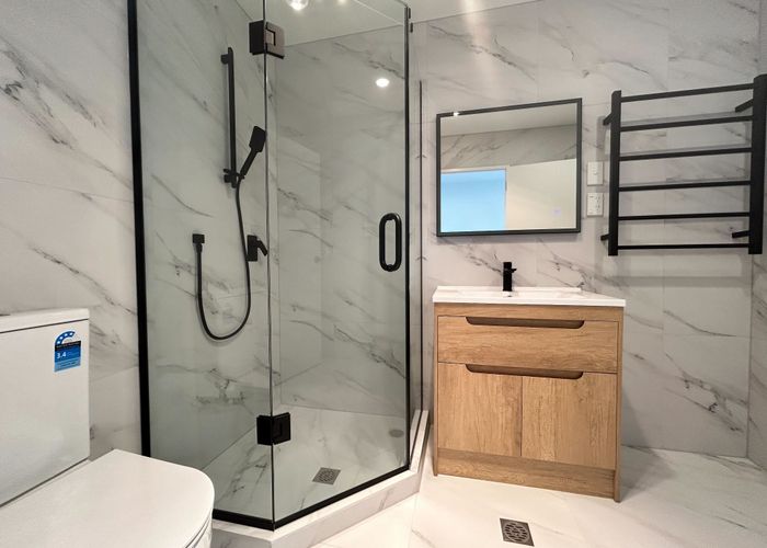  at 8/26 Smythe Rd, Henderson, Waitakere City, Auckland