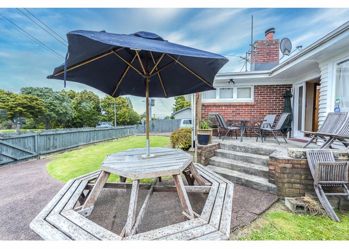  at 1/88 McAnnalley Street, Manurewa East, Auckland