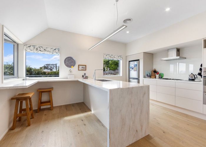  at 8 Westmere Lane, Mount Pleasant, Christchurch