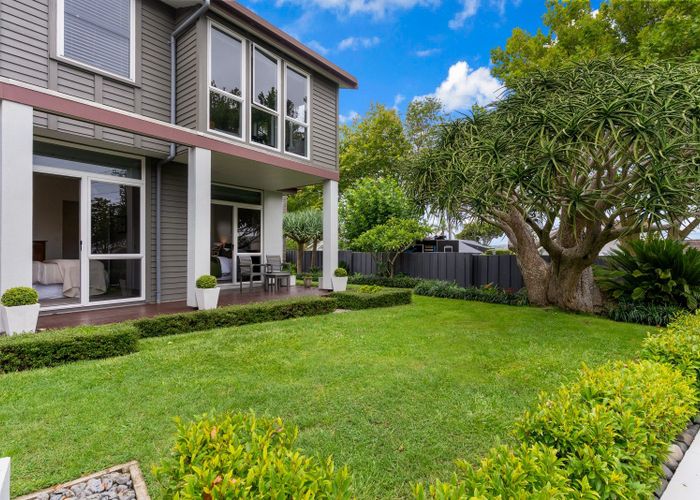  at 6 Beresford Street, Bayswater, North Shore City, Auckland