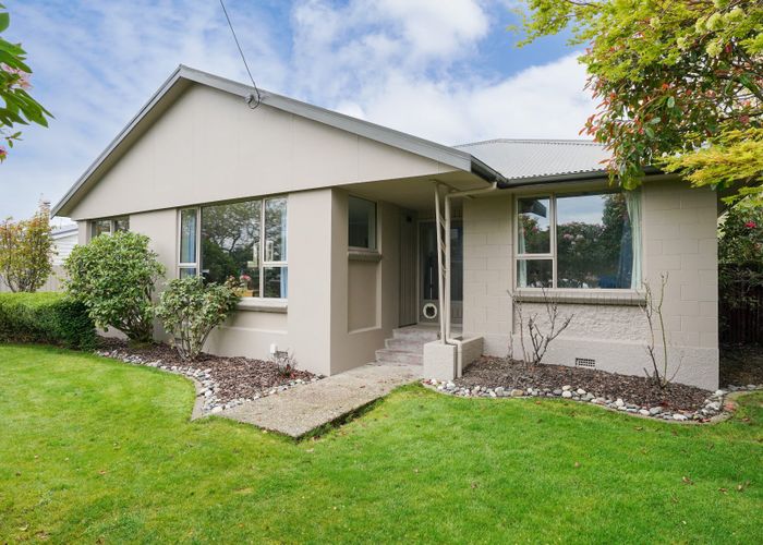  at 27 Dudley Street, Grasmere, Invercargill
