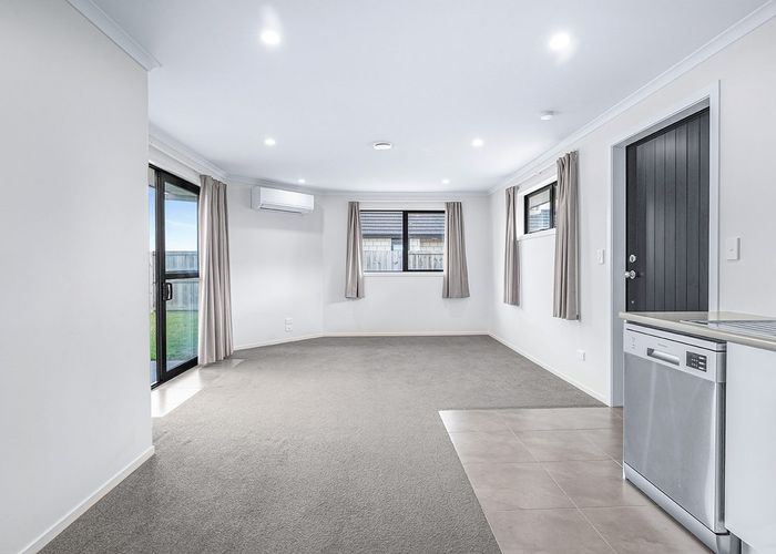  at 5 Oderings Place, Huntington, Hamilton, Waikato