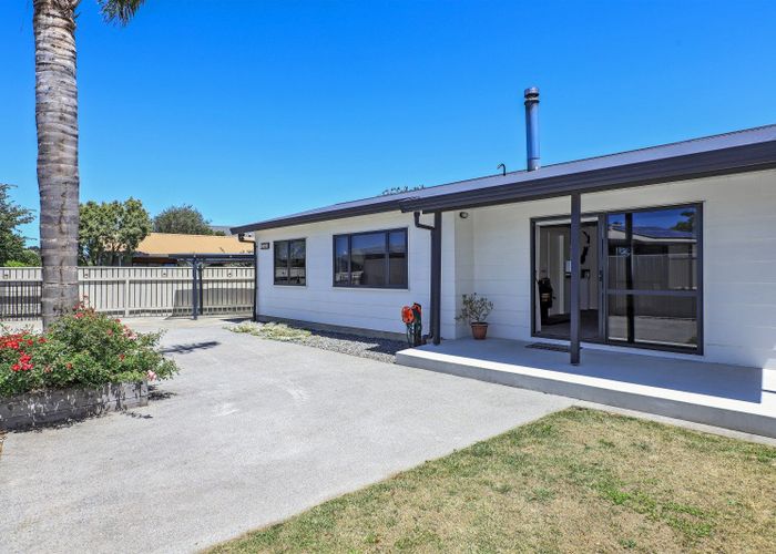  at 2/832 Cook Pl, Raureka, Hastings