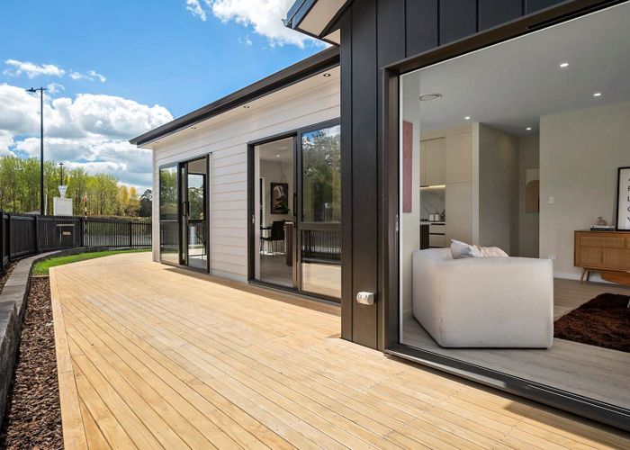  at 295 Te Taruna Drive, Milldale, Rodney, Auckland