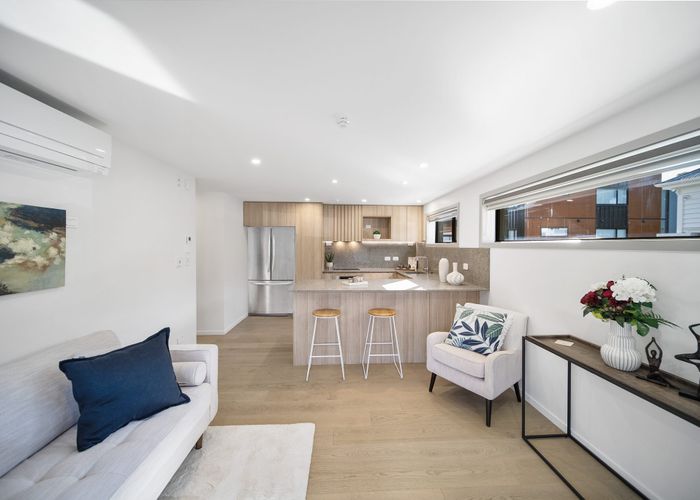  at 209/64D Coronation Road, Mangere Bridge, Manukau City, Auckland