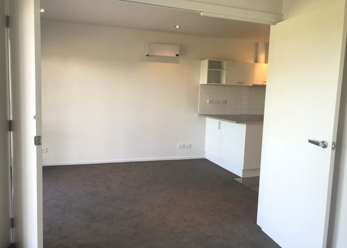  at B15/71 Spencer Road, Albany, North Shore City, Auckland